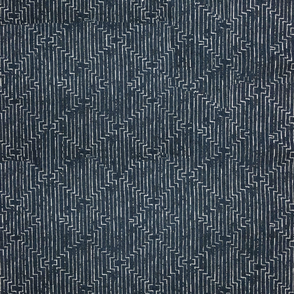 Round Pet Bed in Midnight Malamute